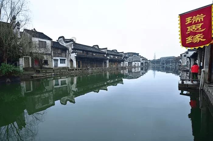 长春女子煲汤忘关火排骨炖成灰，这件事给予我们哪些警示？游戏画面